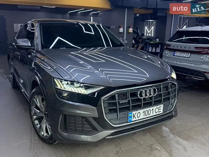Audi Q8
