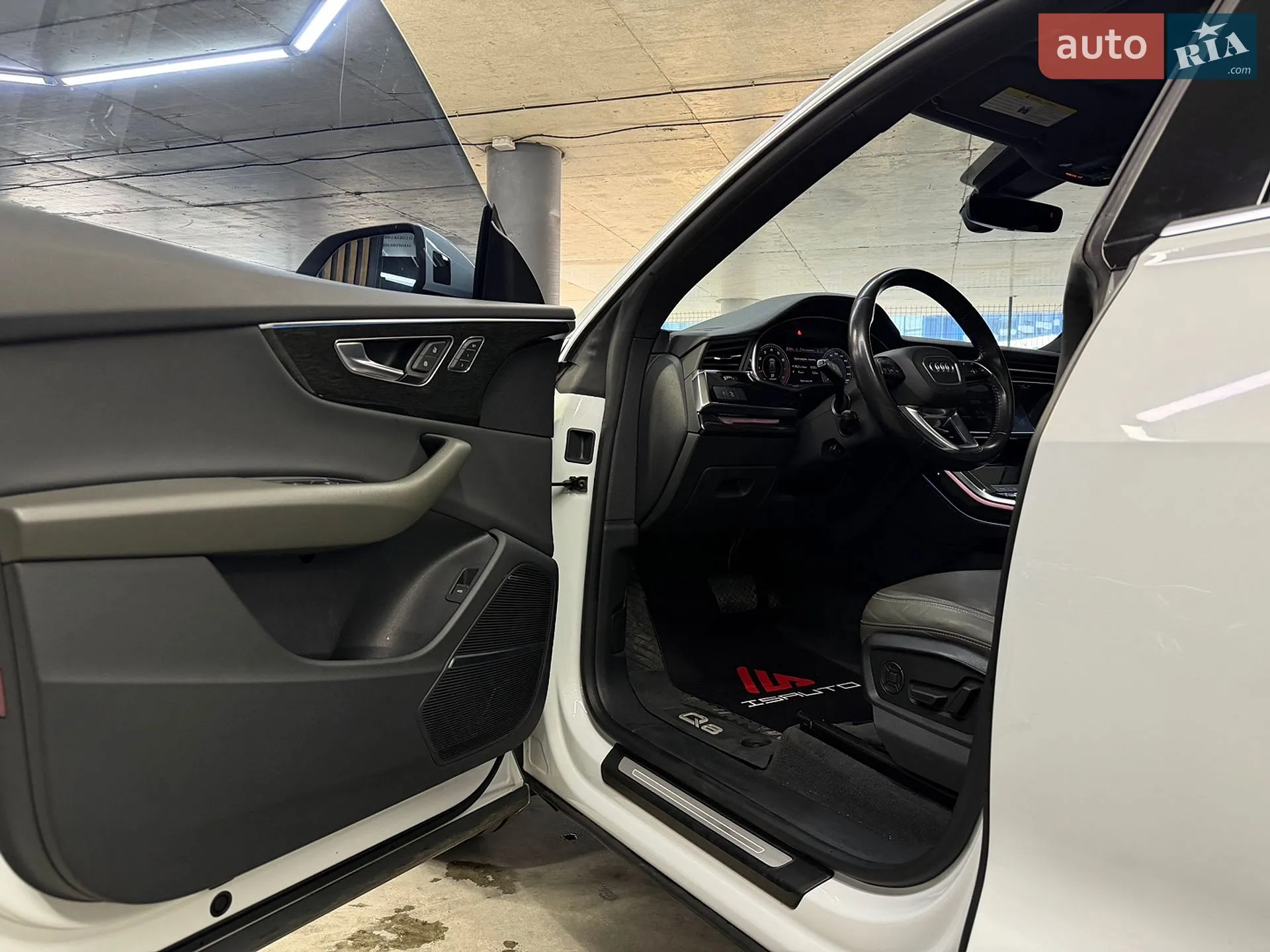2019 Audi Q8 - мініатюра 21