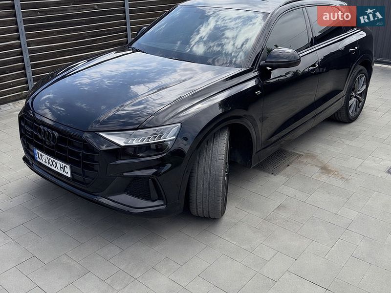 Audi Q8 2020