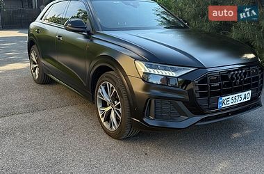 Позашляховик / Кросовер Audi Q8 2021 в Дніпрі