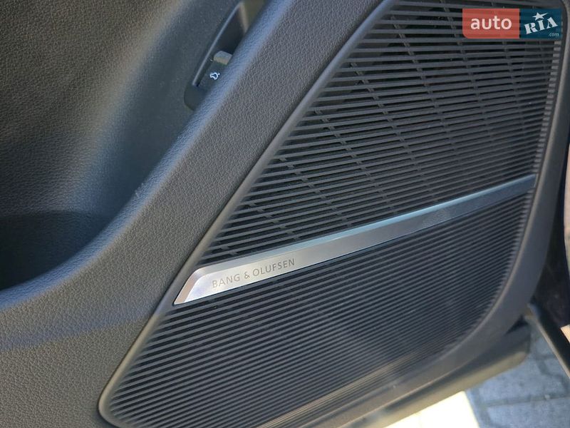 Внедорожник / Кроссовер Audi Q8 2020 в Львове