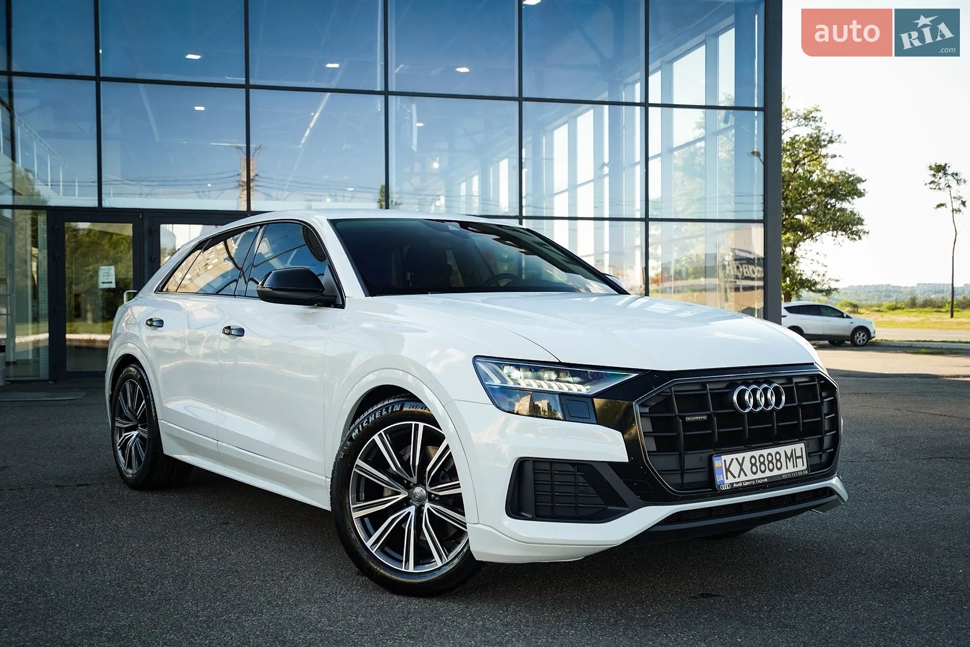 2020 Audi Q8 - фото 1