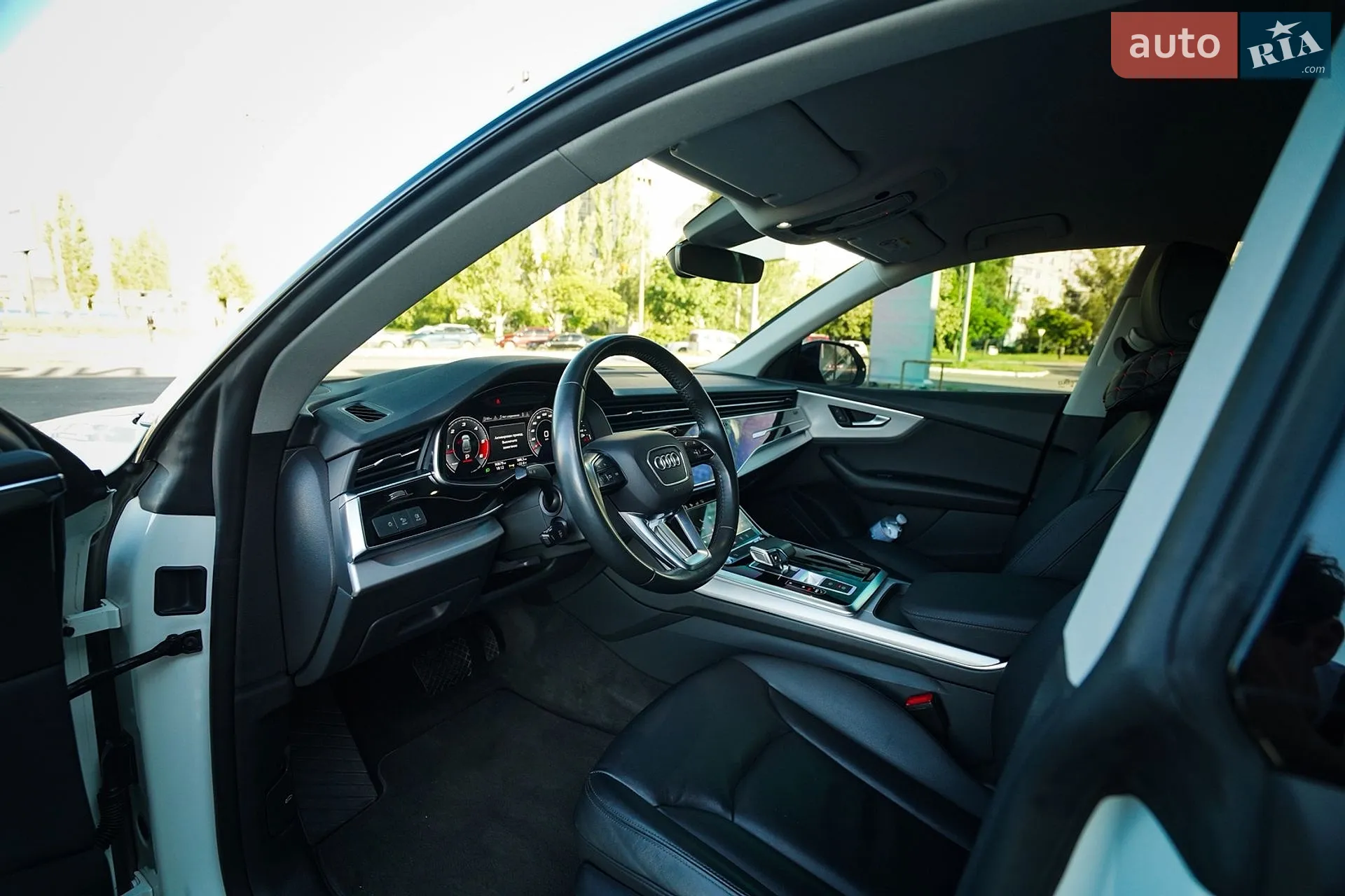 2020 Audi Q8 - мініатюра 16