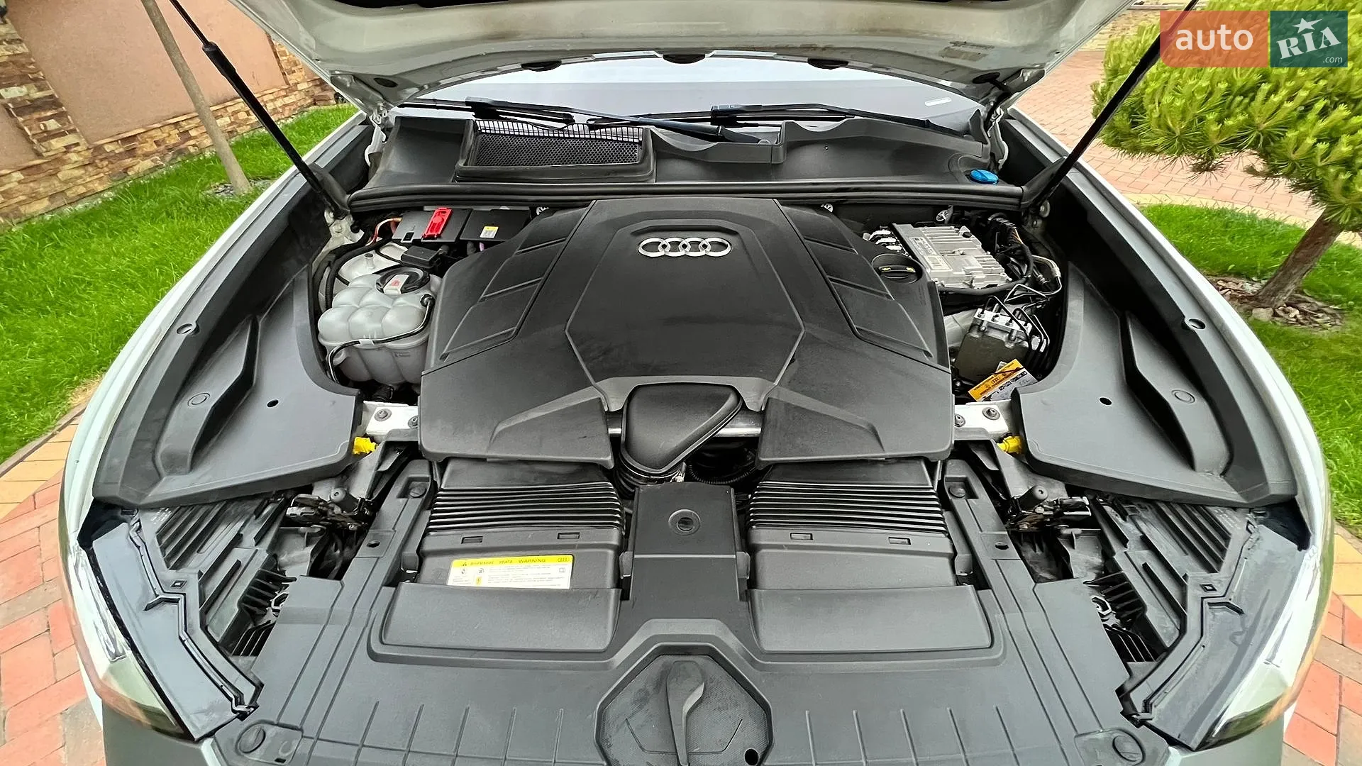 2018 Audi Q8 - мініатюра 27