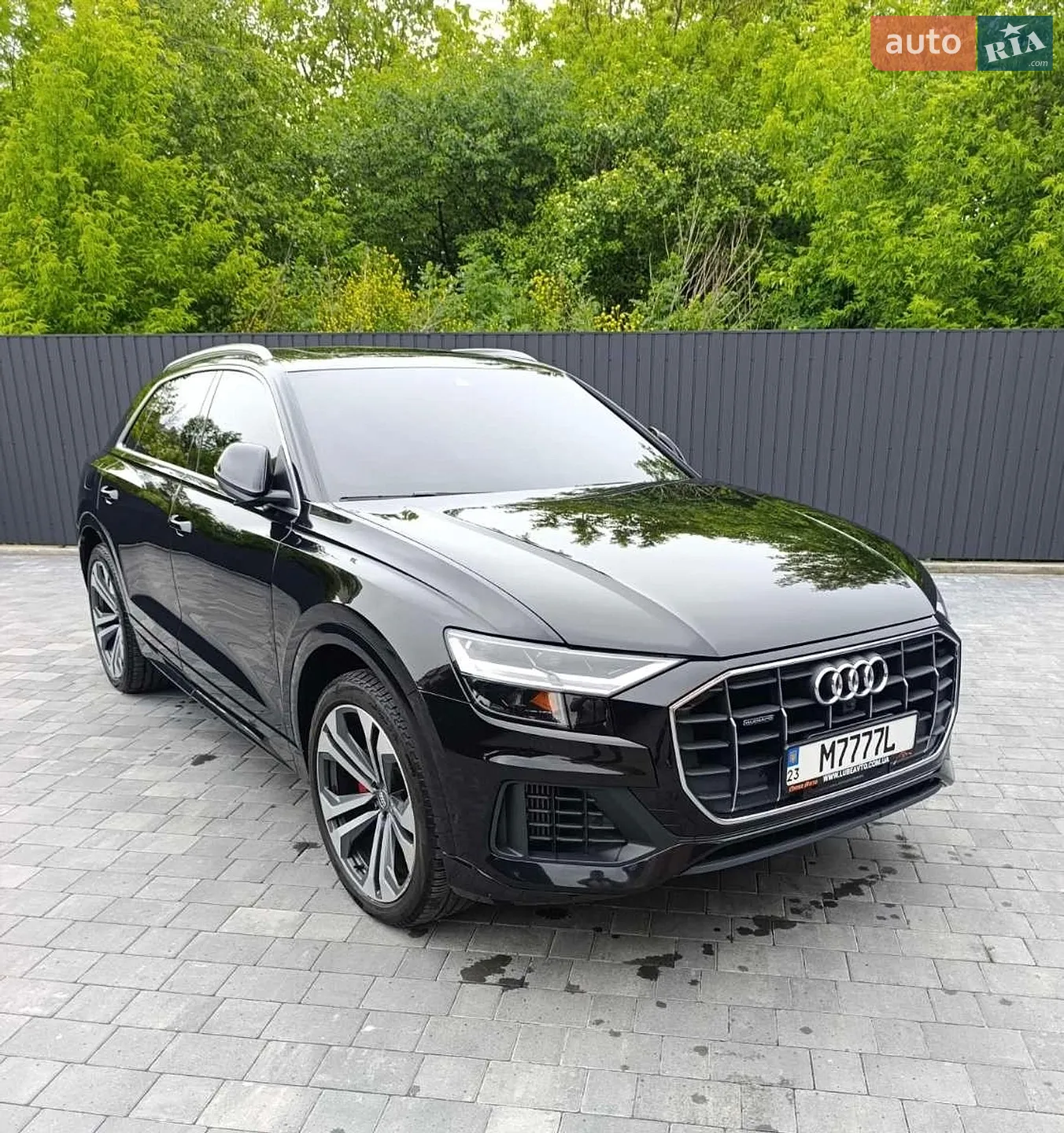 2019 Audi Q8 - мініатюра 2