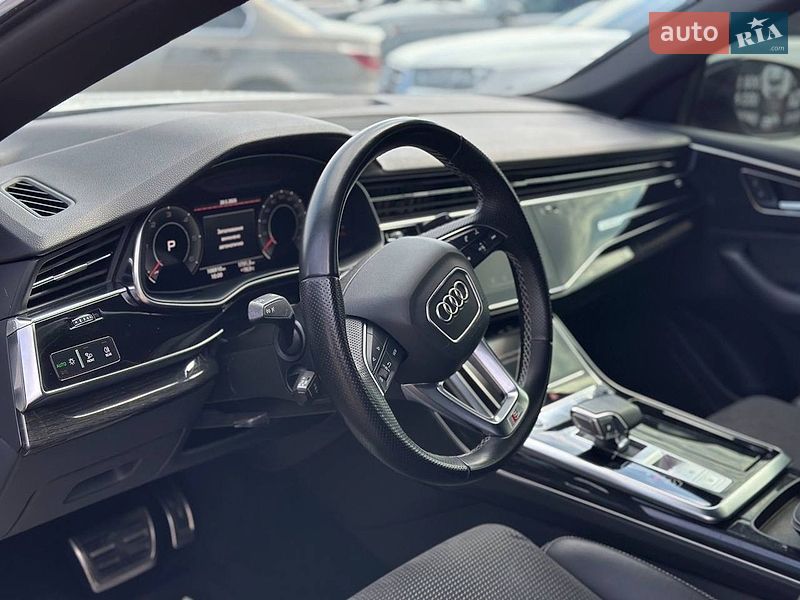 Внедорожник / Кроссовер Audi Q8 2020 в Виннице