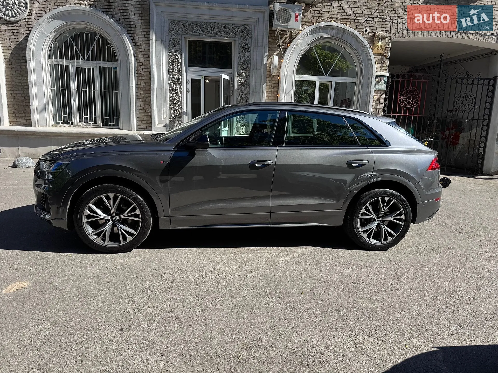 2020 Audi Q8 - мініатюра 5