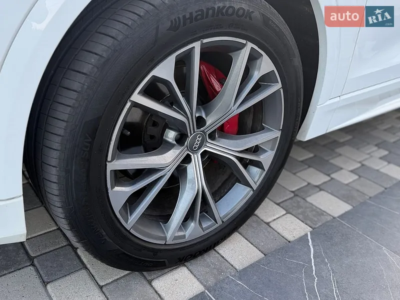 Audi Q8 2020 VIN WAUZZZF14LD016648 фото оголошення 9 з 42