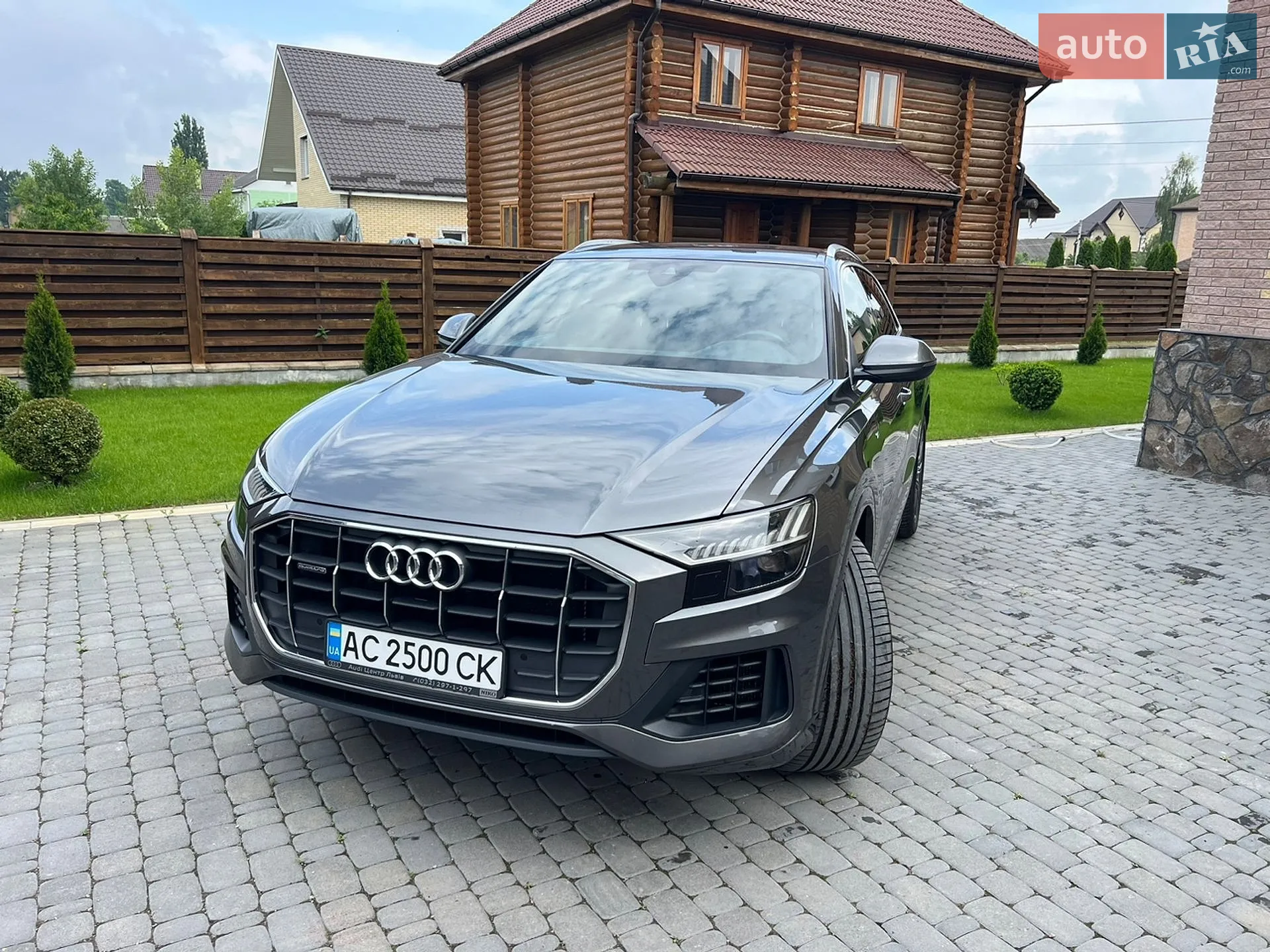2019 Audi Q8 - мініатюра 13