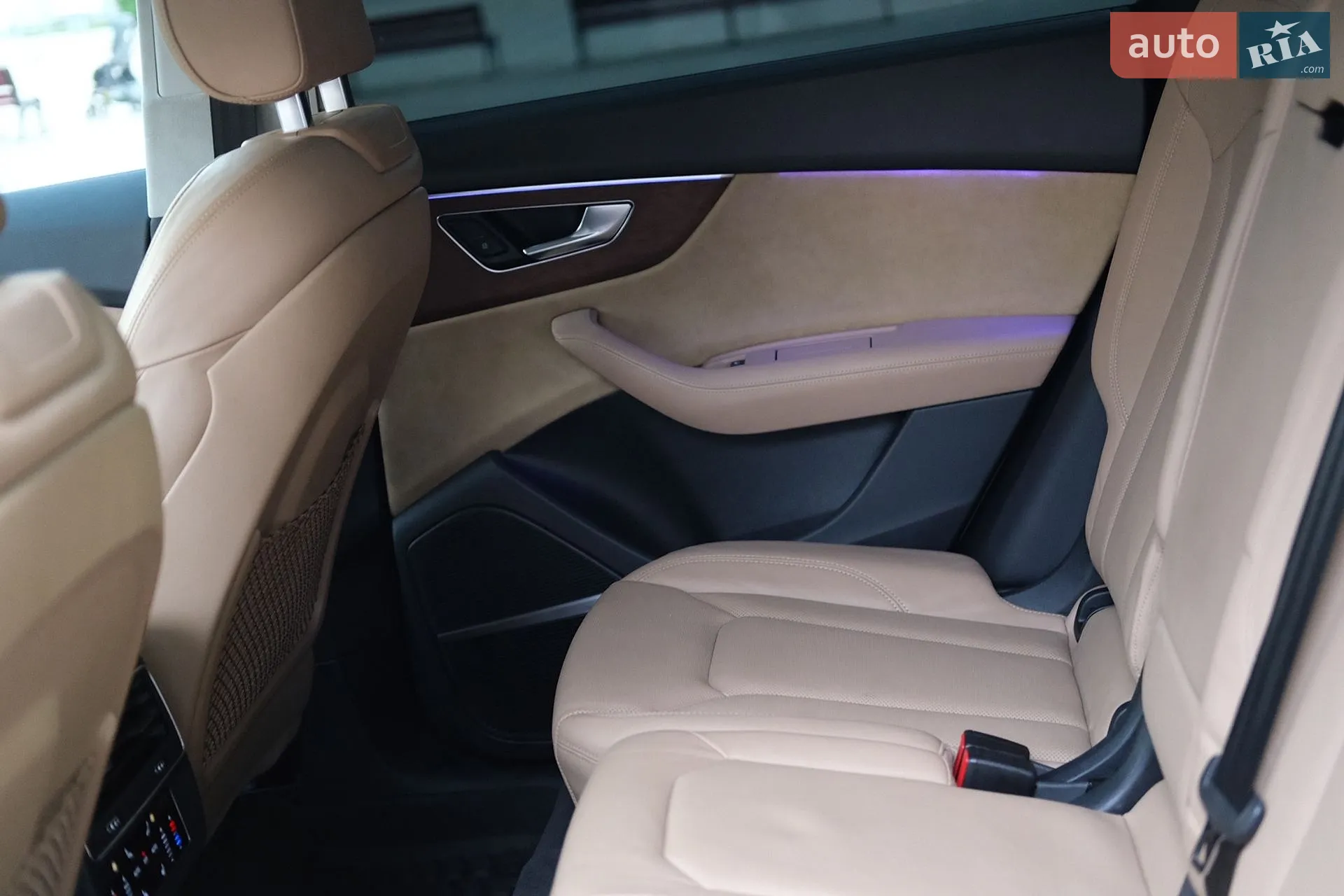 2019 Audi Q8 - мініатюра 16