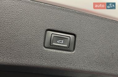 Внедорожник / Кроссовер Audi Q8 2021 в Одессе