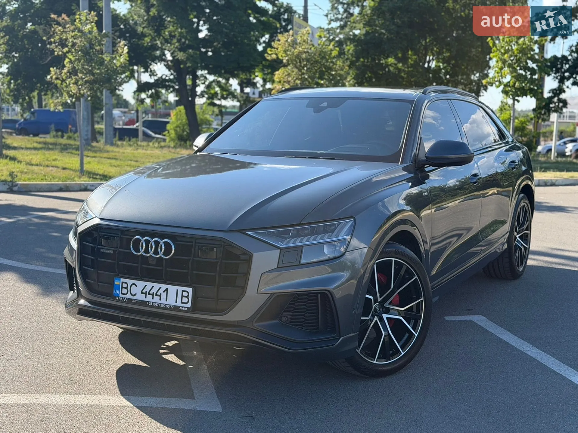 2019 Audi Q8 - мініатюра 2