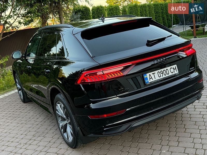 Внедорожник / Кроссовер Audi Q8 2022 в Коломые