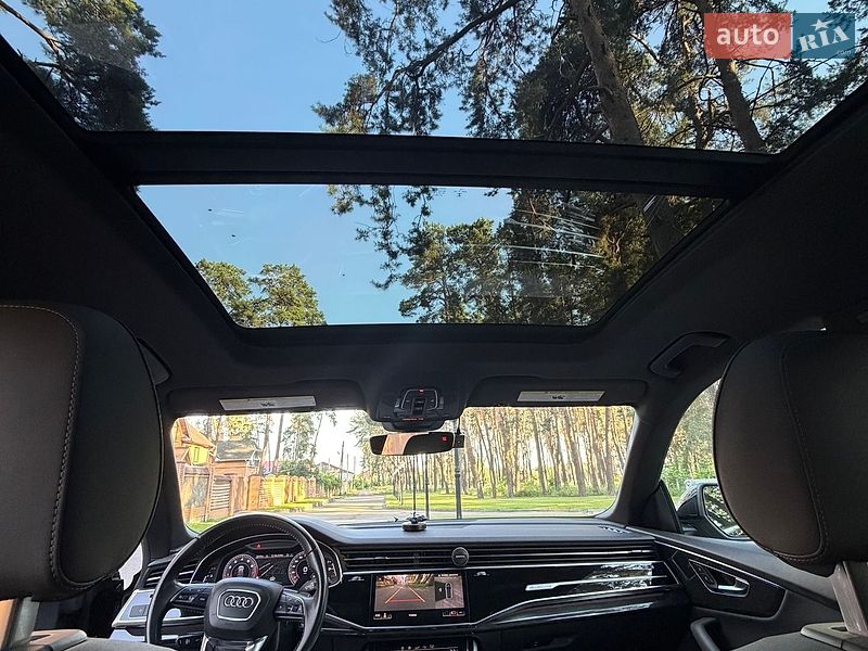 Позашляховик / Кросовер Audi Q8 2020 в Чернігові