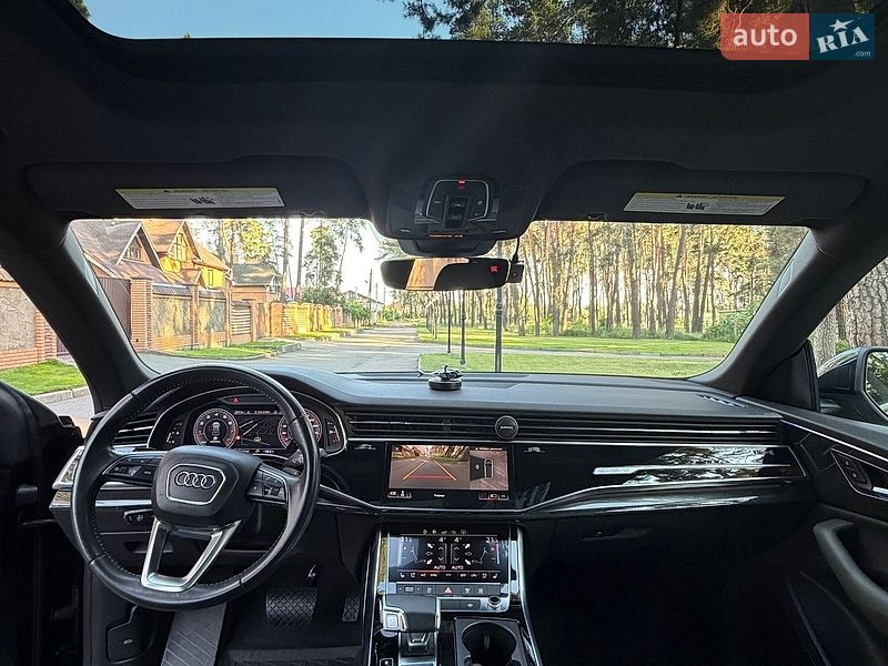 Позашляховик / Кросовер Audi Q8 2020 в Чернігові