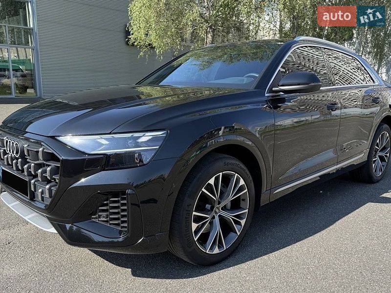 2024 Audi Q8, VIN WAUZZZF17RD012019:plate — фото 1 (autoria)
