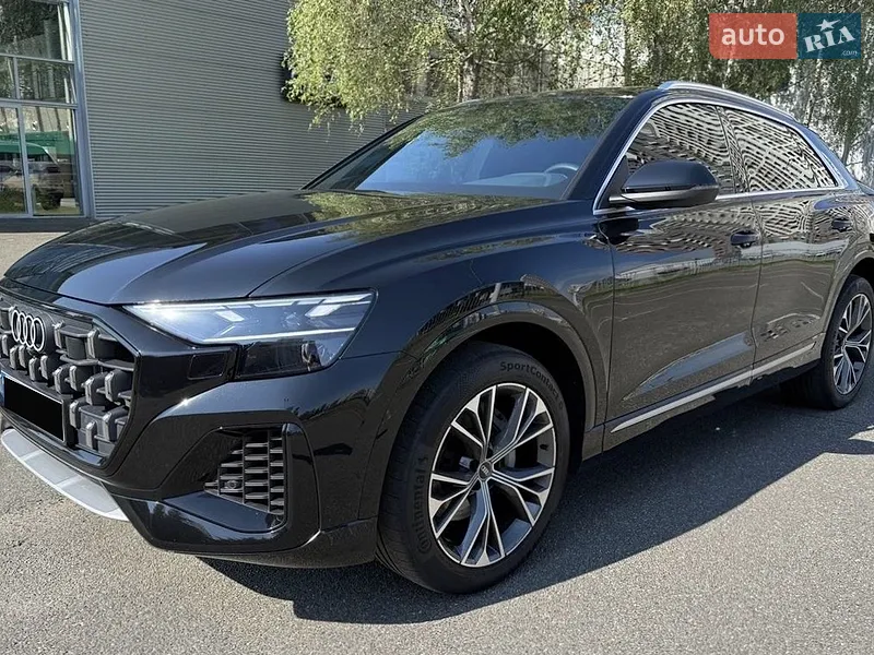 Audi Q8
