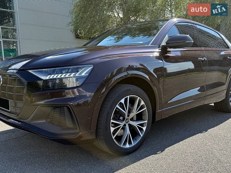 2021 Audi Q8, VIN WAUZZZF13MD037282:plate — фото 1 (autoria)