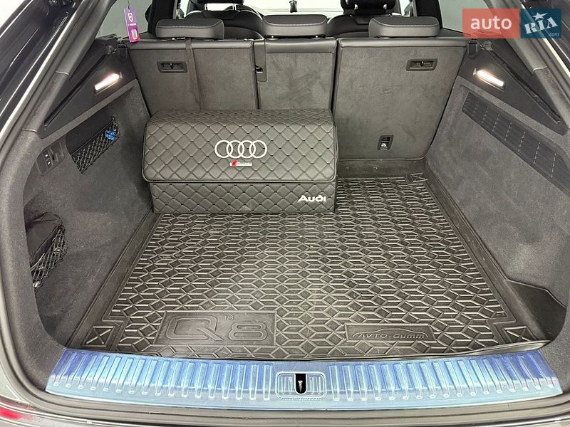 Позашляховик / Кросовер Audi Q8 2023 в Одесі