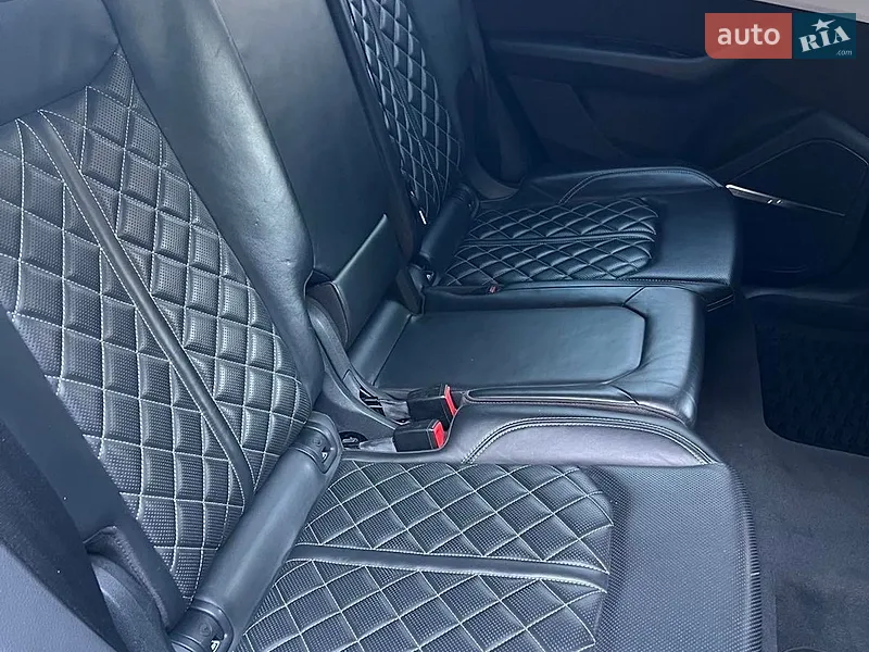 Audi Q8 2019 VIN WAUZZZF17LD003392 фото оголошення 12 з 46