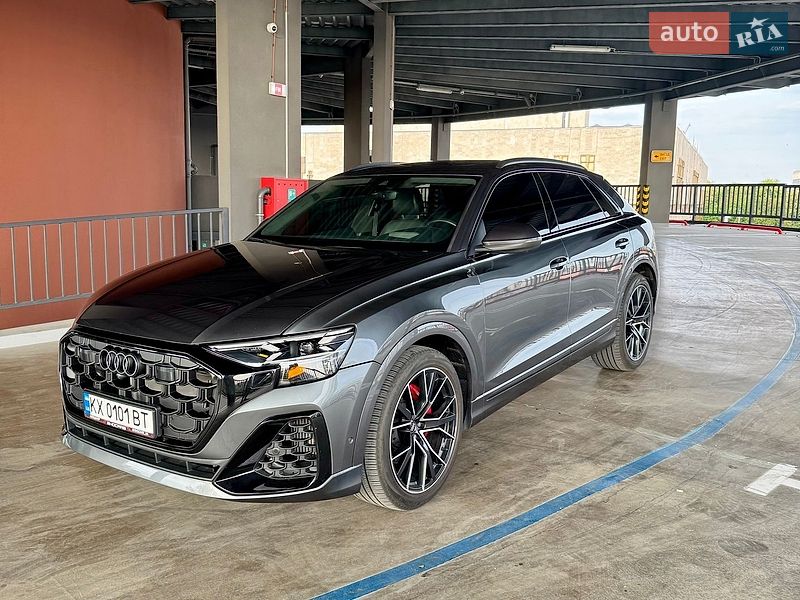 Внедорожник / Кроссовер Audi Q8 2019 в Харькове
