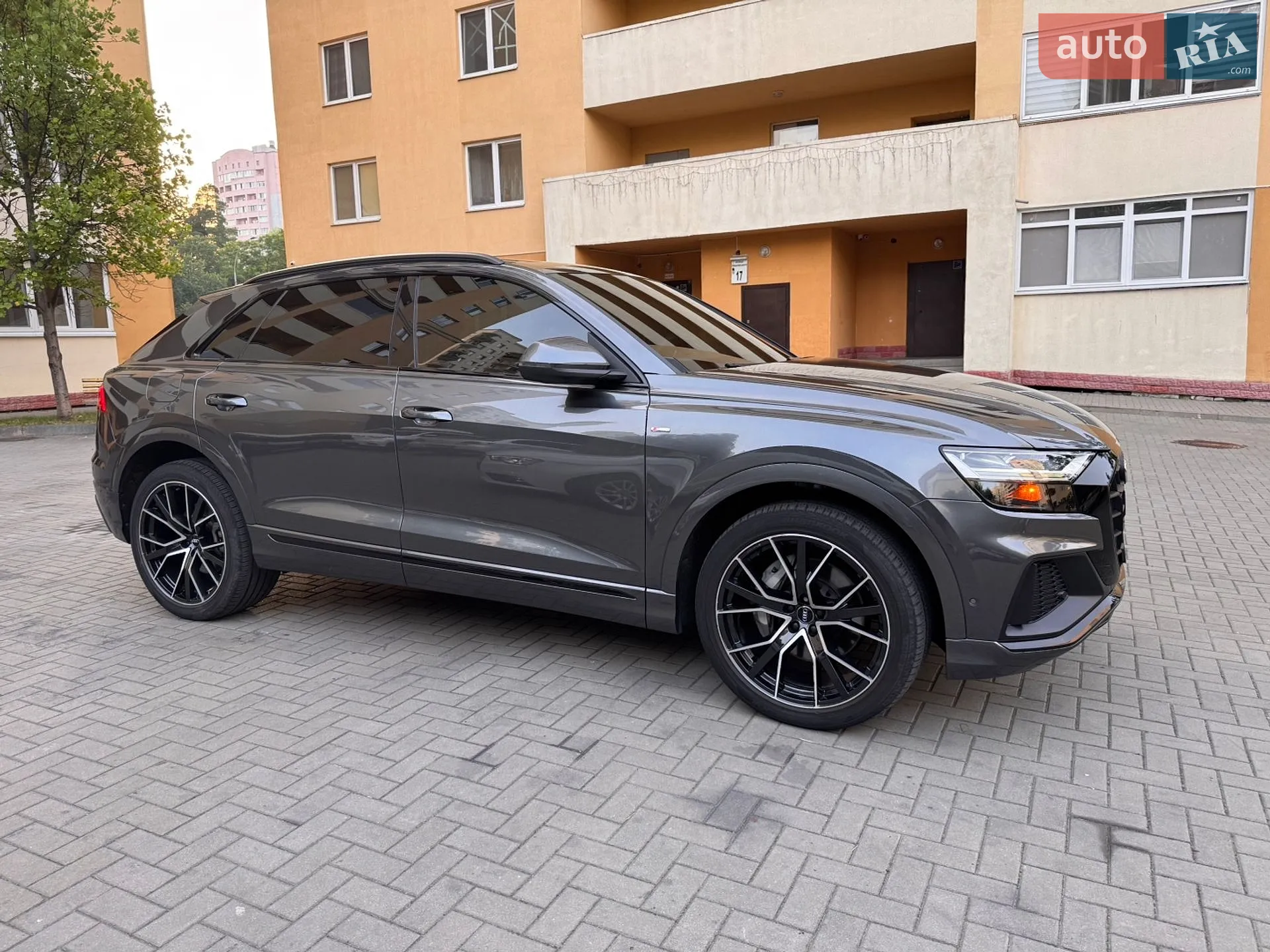 2020 Audi Q8 - мініатюра 5