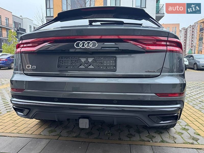 Позашляховик / Кросовер Audi Q8 2020 в Києві