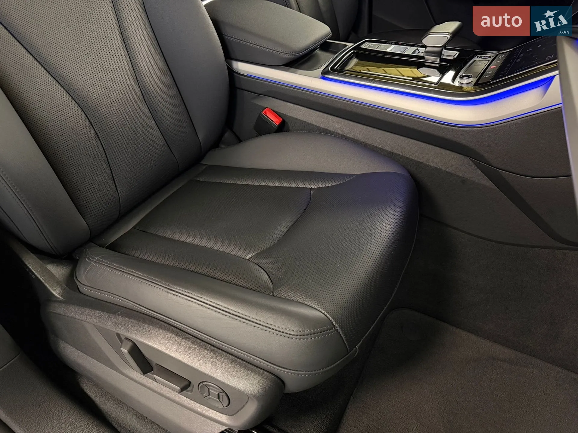 2020 Audi Q8 - мініатюра 37