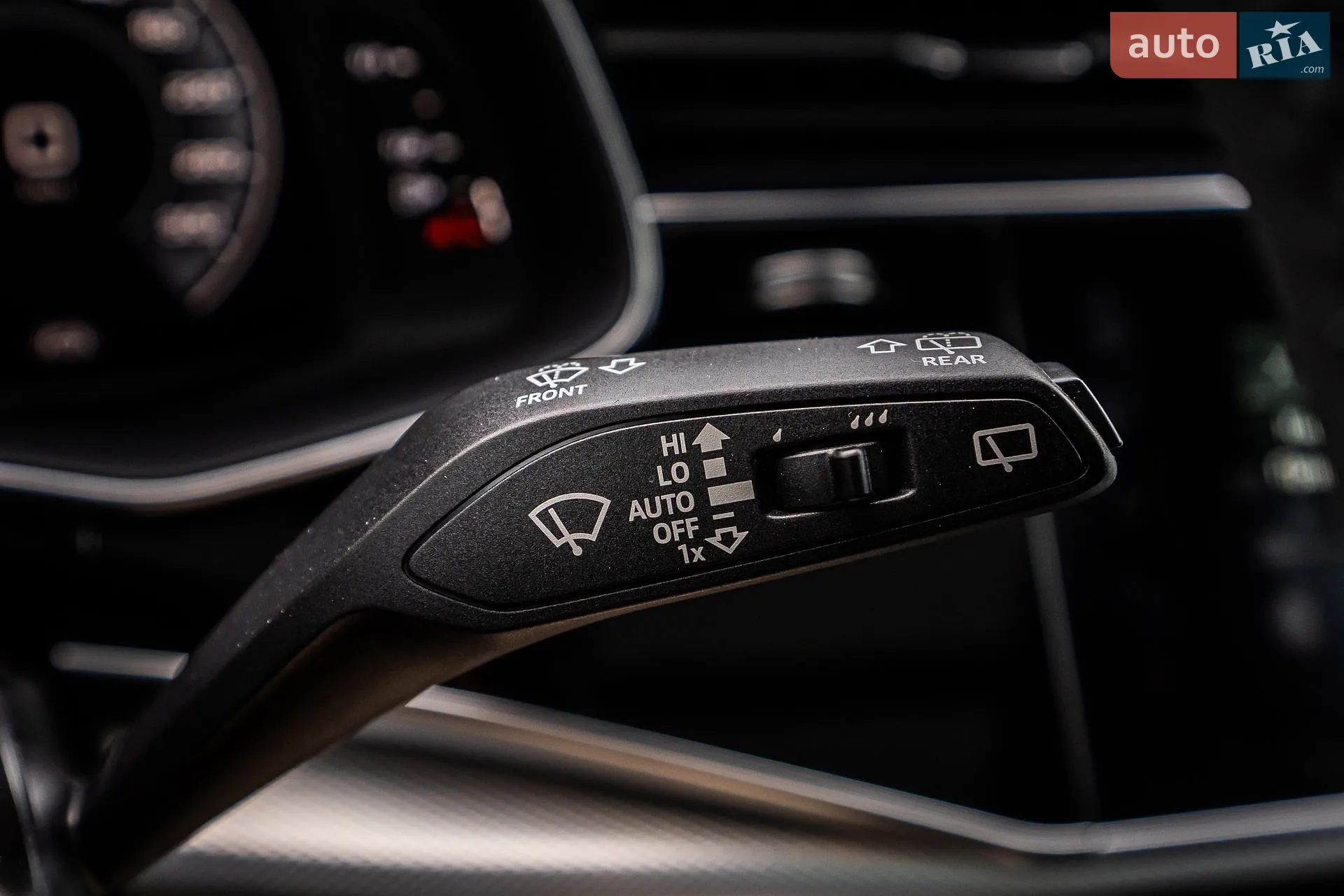 2019 Audi Q8 - мініатюра 101