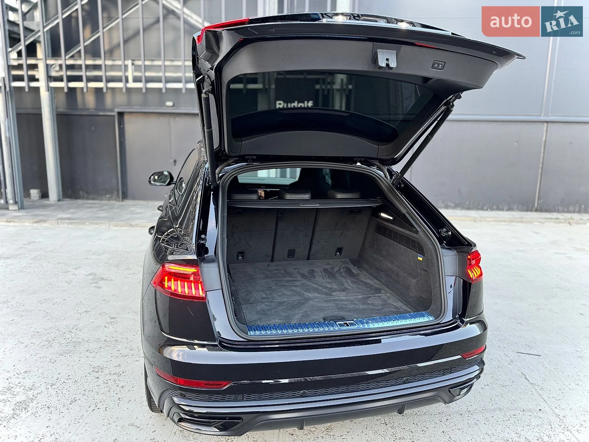 2021 Audi Q8 - мініатюра 47