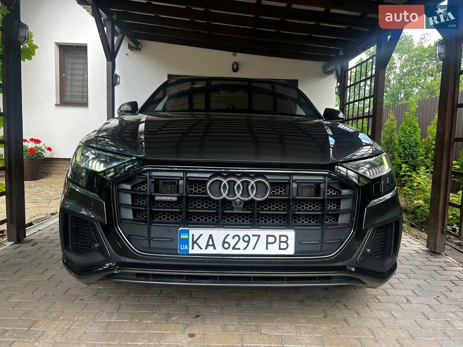 2019 Audi Q8 - мініатюра 2