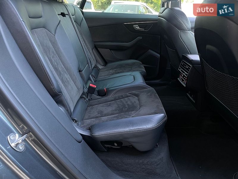 Позашляховик / Кросовер Audi Q8 2020 в Бердичеві фото 36 Позашляховик / Кросовер Audi Q8 2020 в Бердичеві