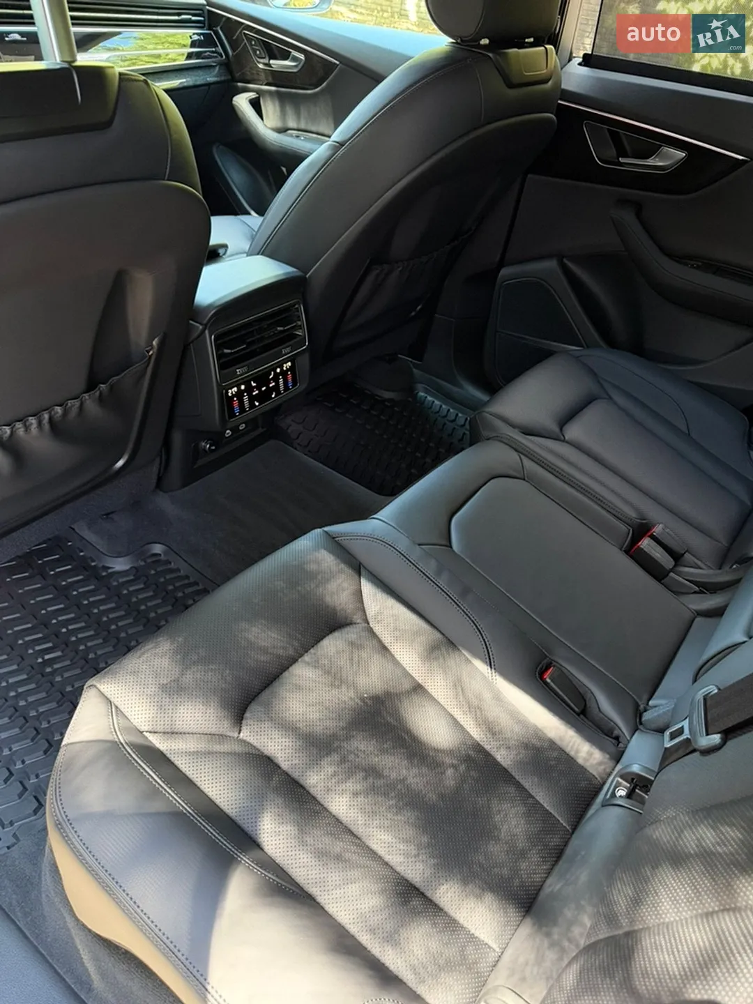 2023 Audi Q8 - мініатюра 17