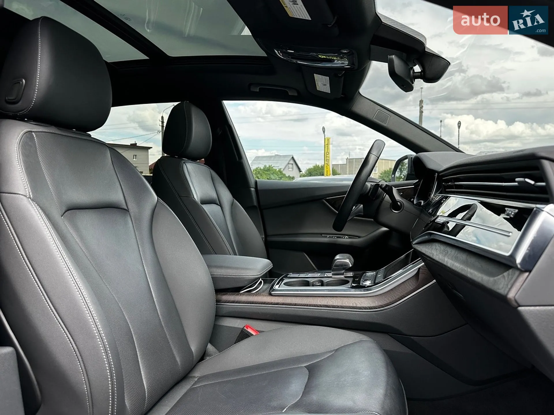 2019 Audi Q8 - мініатюра 26