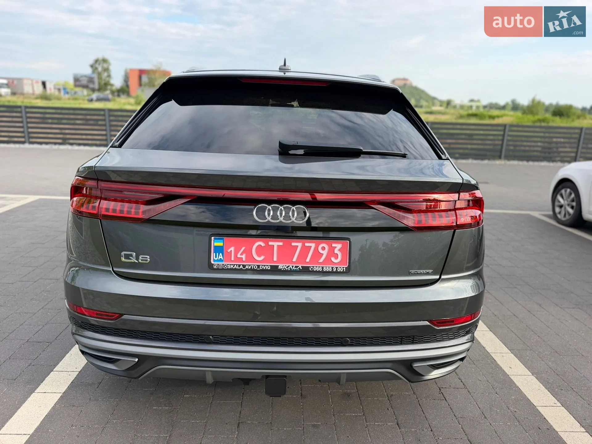 2020 Audi Q8 - мініатюра 8