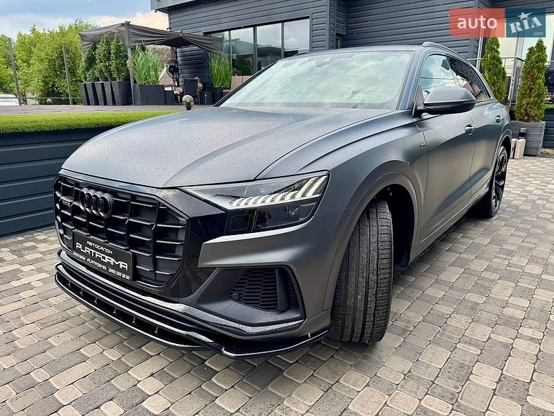 Внедорожник / Кроссовер Audi Q8 2018 в Киеве