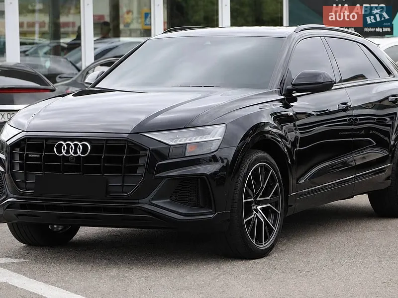 Audi Q8 2021