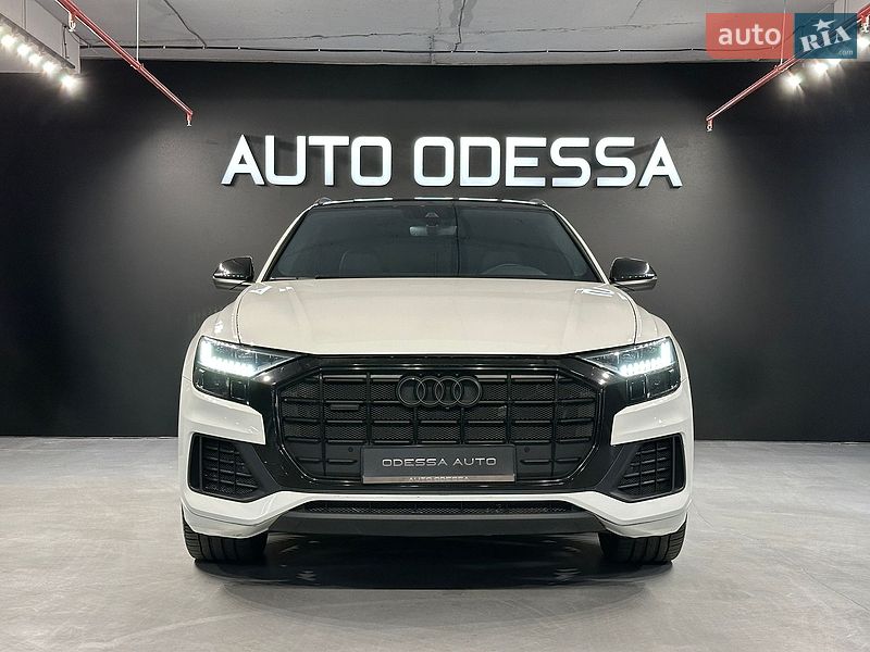 Позашляховик / Кросовер Audi Q8 2020 в Одесі