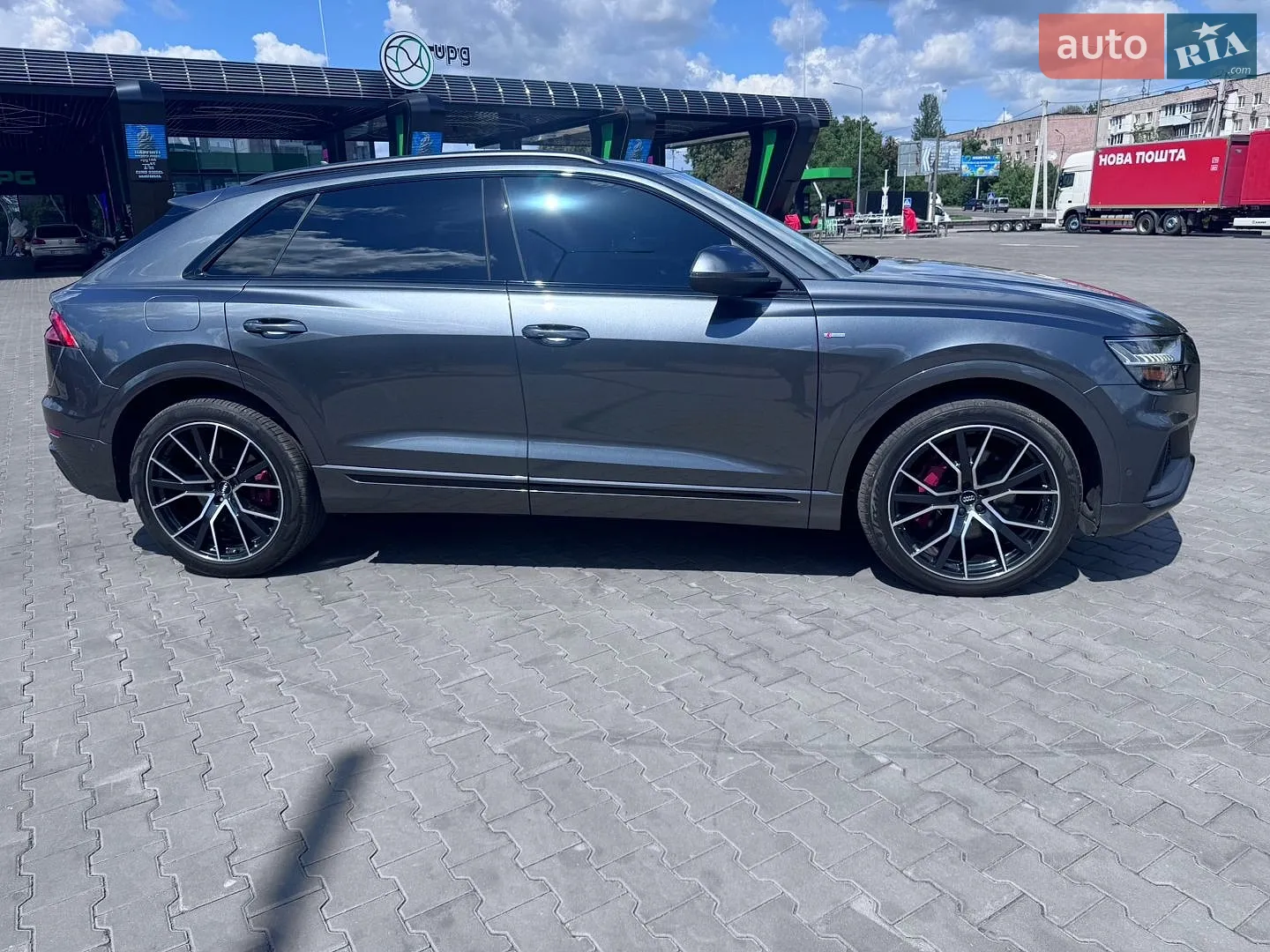 2020 Audi Q8 - мініатюра 11