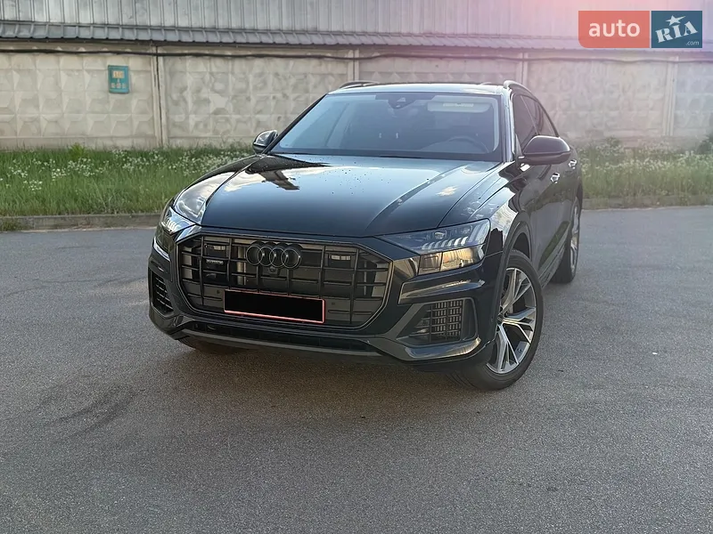 Audi Q8