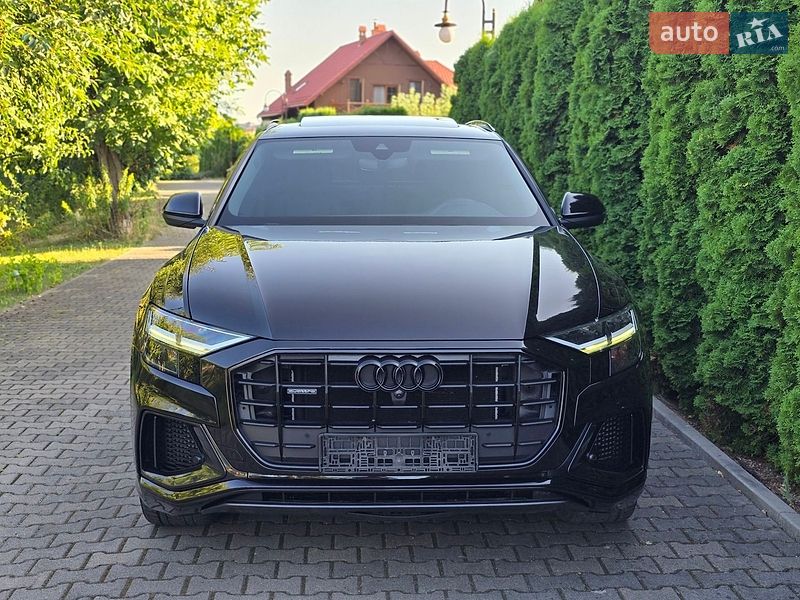 Внедорожник / Кроссовер Audi Q8 2018 в Черновцах