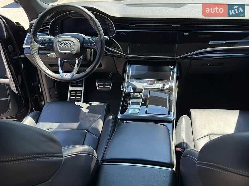 Позашляховик / Кросовер Audi Q8 2019 в Києві