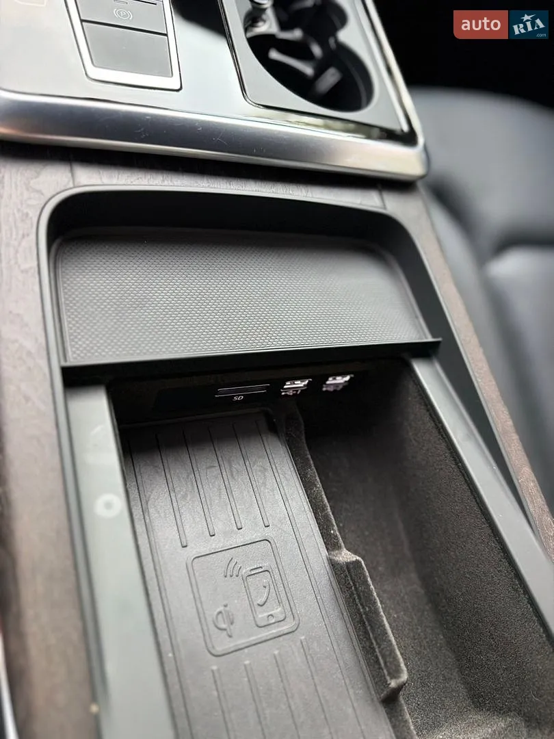 2020 Audi Q8 - мініатюра 18