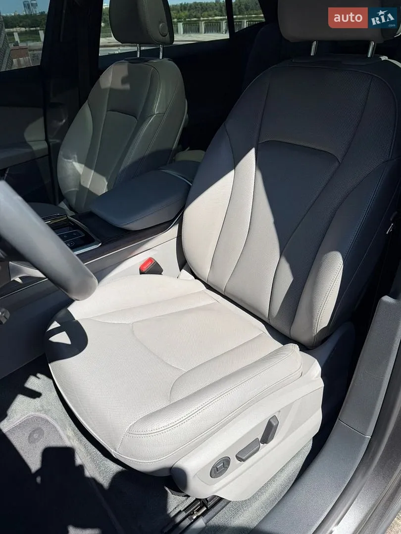 2020 Audi Q8 - мініатюра 17