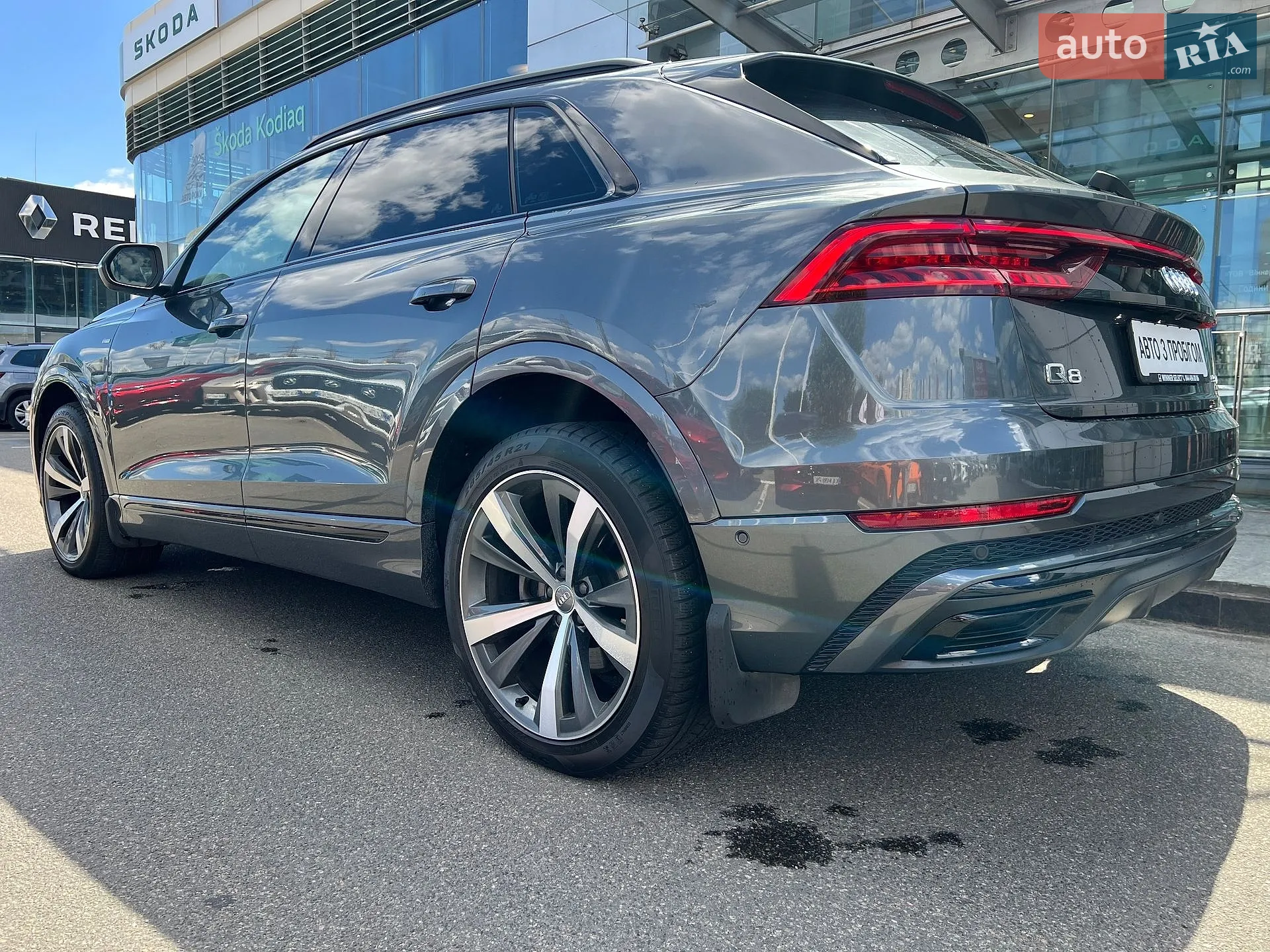 2019 Audi Q8 - мініатюра 5