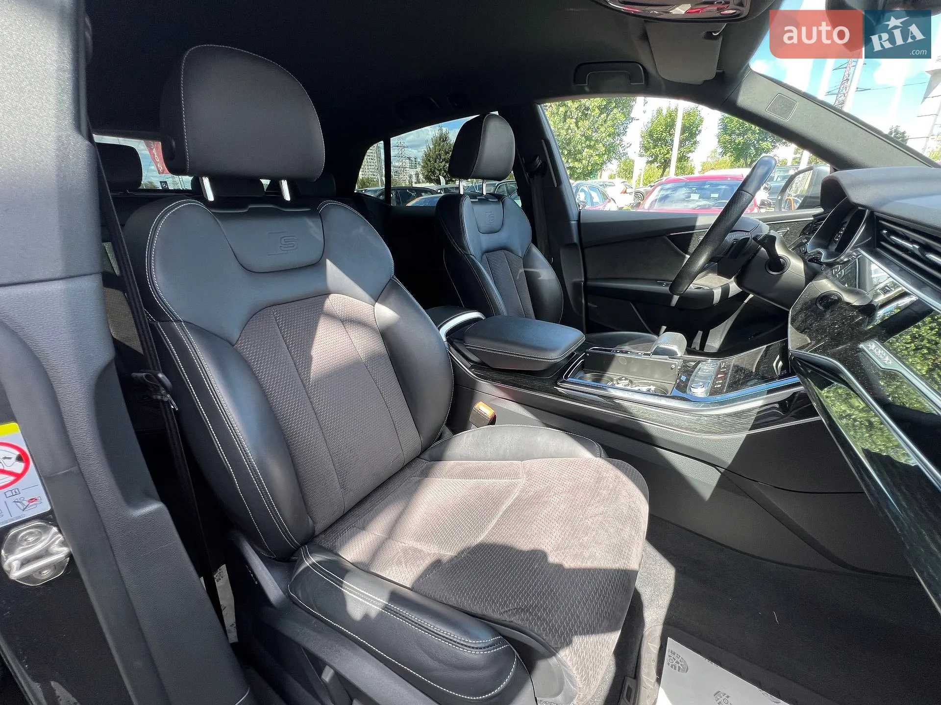 2019 Audi Q8 - мініатюра 26