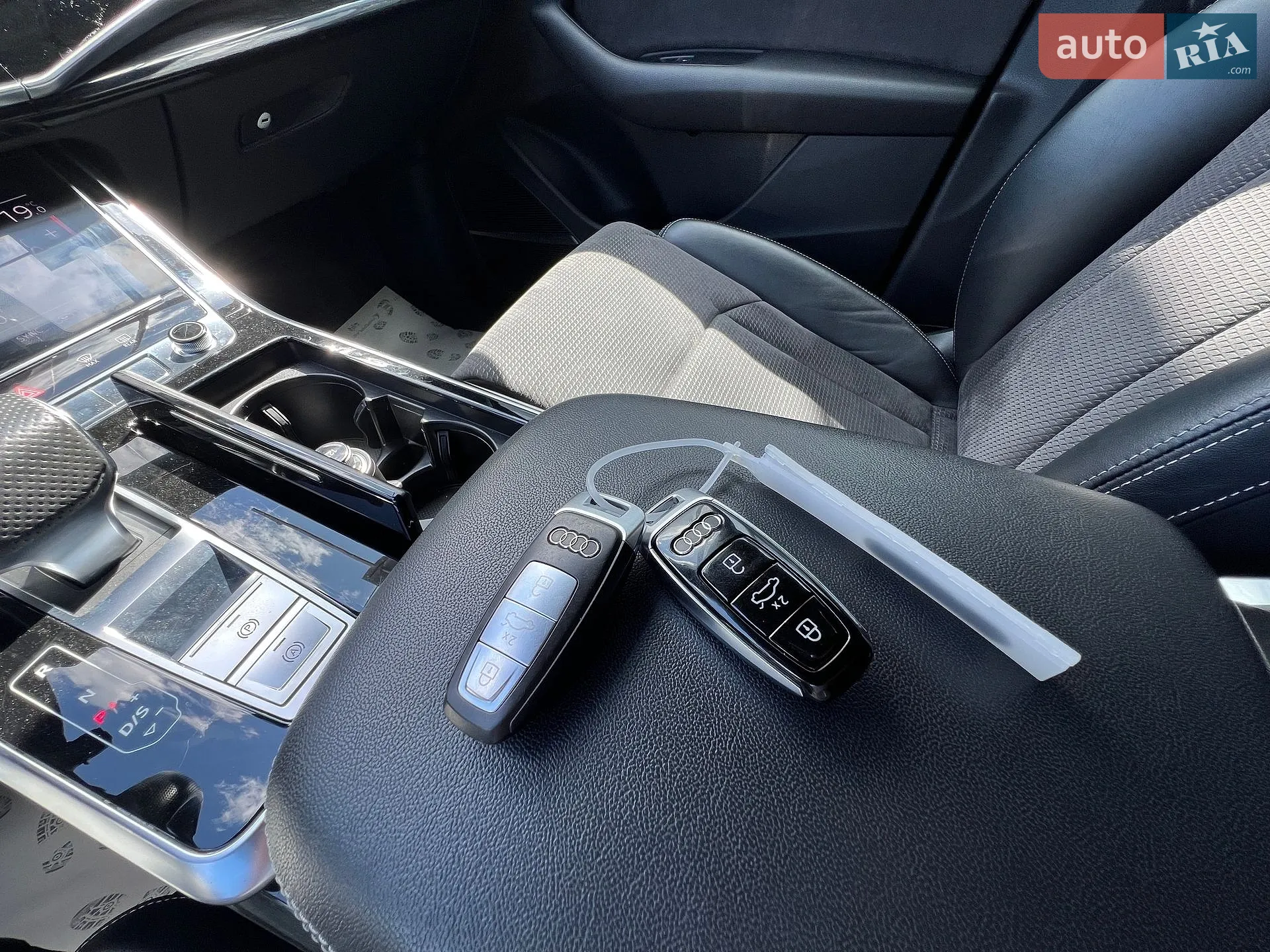 2019 Audi Q8 - мініатюра 33