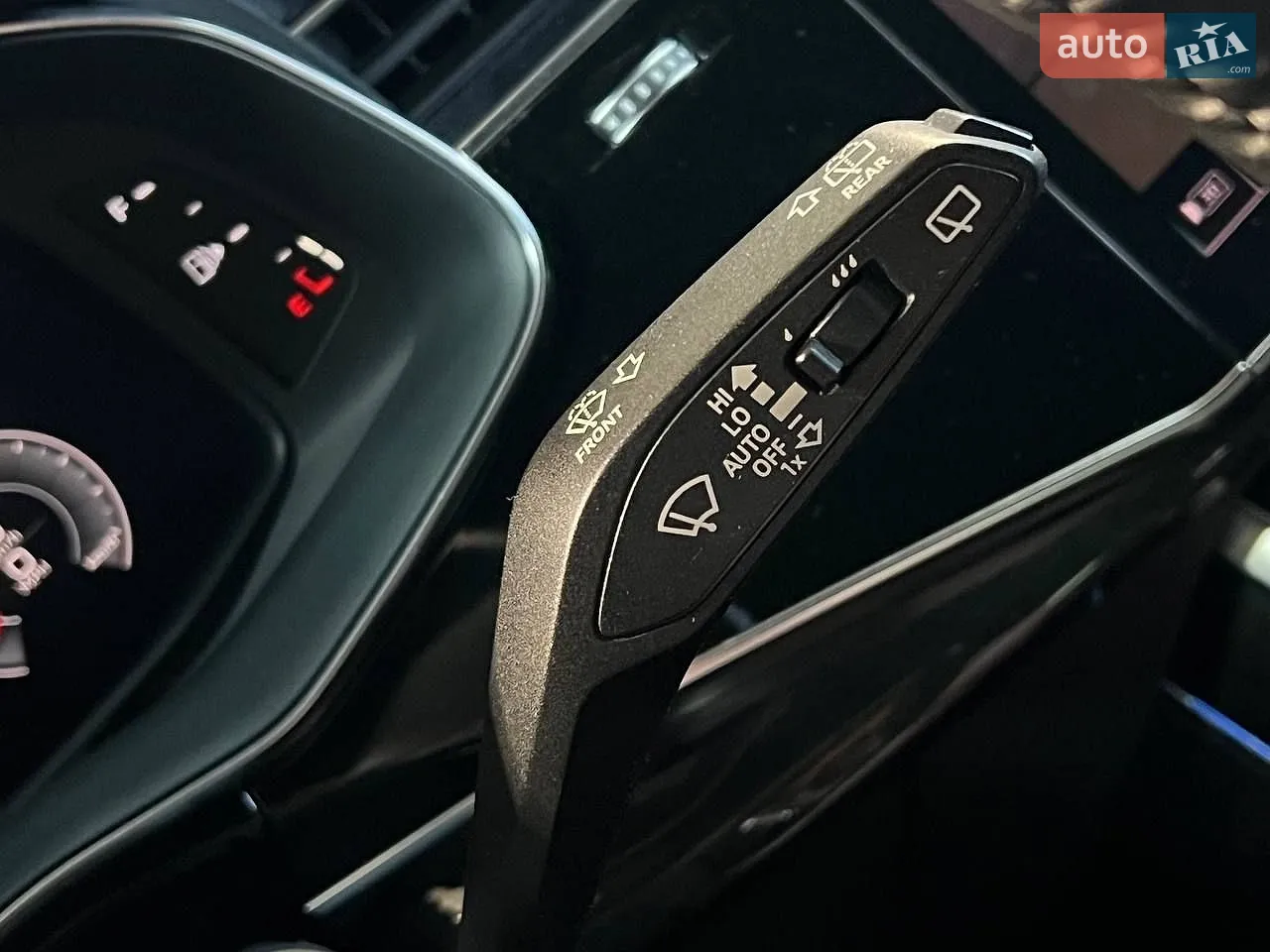 2019 Audi Q8 - мініатюра 26
