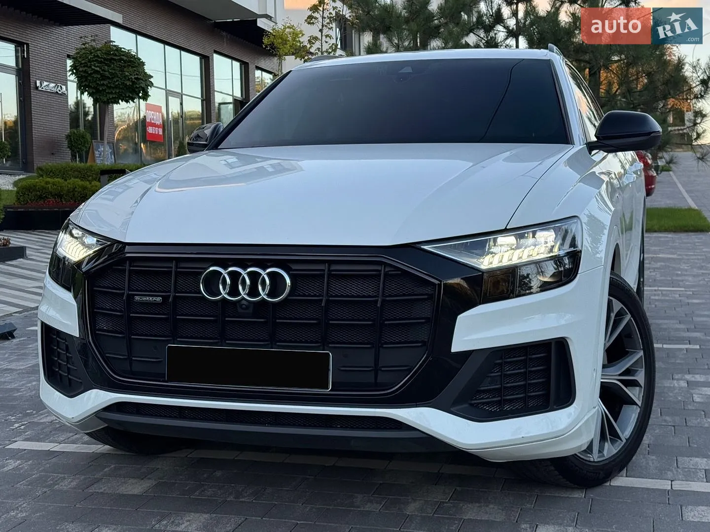 2019 Audi Q8 - мініатюра 3