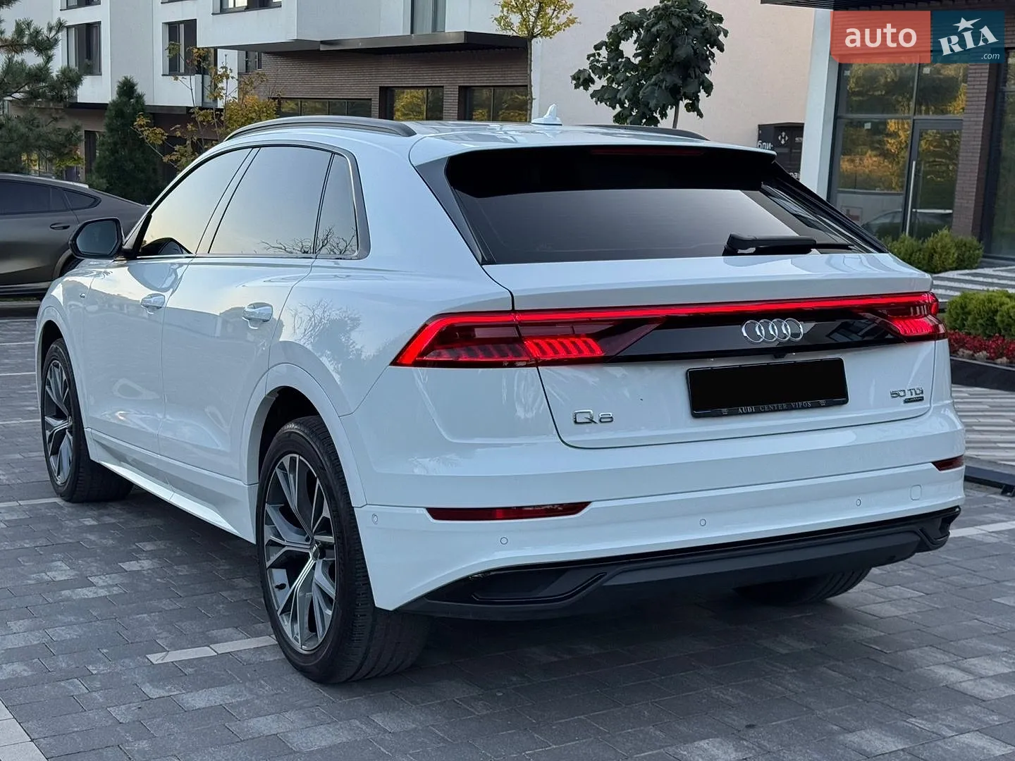 2019 Audi Q8 - мініатюра 8